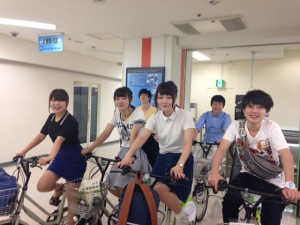 事務局自転車